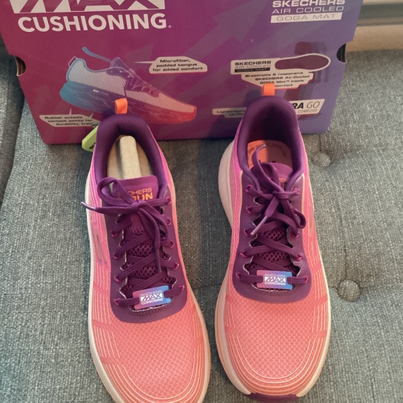 Skechers Women's Max Cushioning Elite 2.0 - Alaura Athletic Running Sneakers - Picture 2 of 11